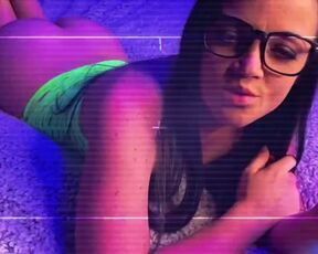 That Thot MILF OF Undercvrmlf IG Undercvrmlf12